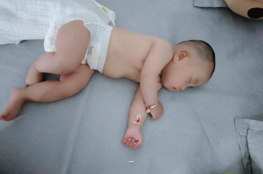 长春宝宝突然很多眼屎